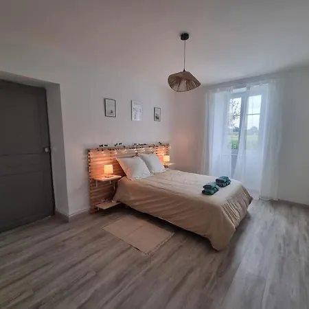 Holiday home Chez Cedric Et Melissa Maison Lou Milhoc En Bearn *